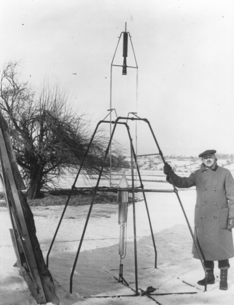 Годдард перед первым стартом ракеты с ЖРД